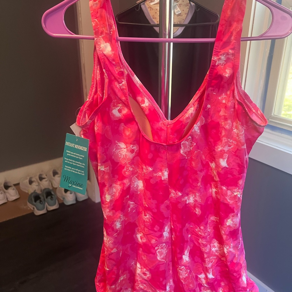 Maxine of Hollywood One Piece Swim Suits - Picture 10 of 16